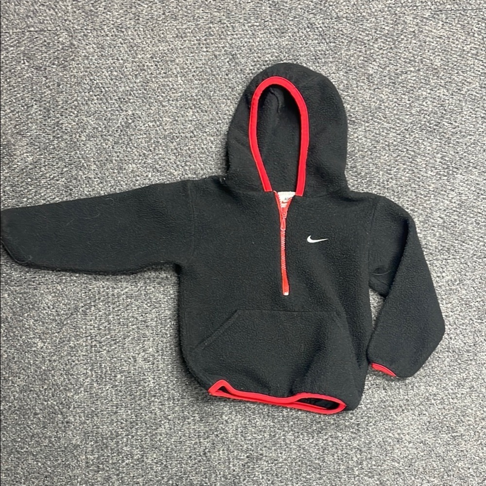 Nike Kids Black Fleece Pull over Hoodie Boys Girls Size Medium - Picture 1 of 4